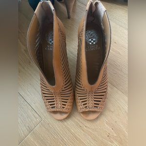 Vince Camuto Heels